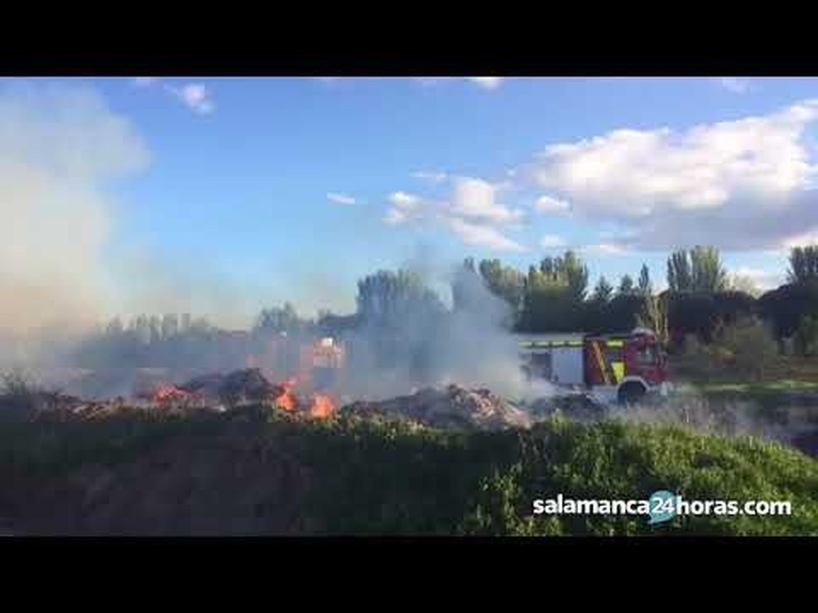 Incendio en le depósito municipal de La Aldehuela
