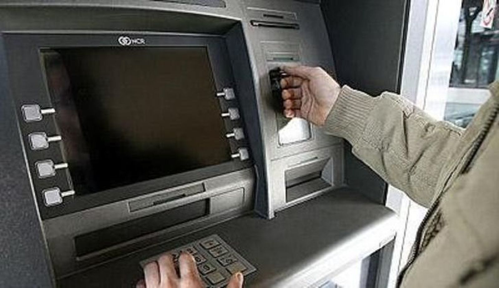 Un virus informático permite retirar dinero de cajeros automáticos sin ser detectado