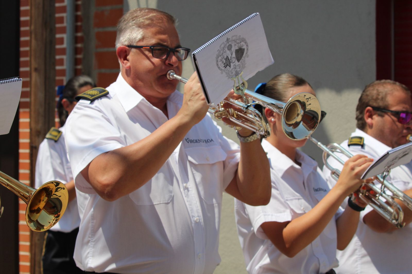 Moriscos. Procesión acompañada por la Agrupación Musical Virgen de la Vega