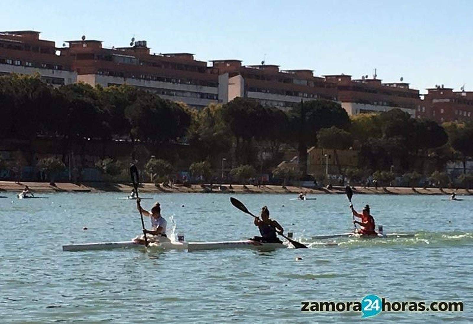 Eva Barrios, campeona de España en el K1 5.000 metros