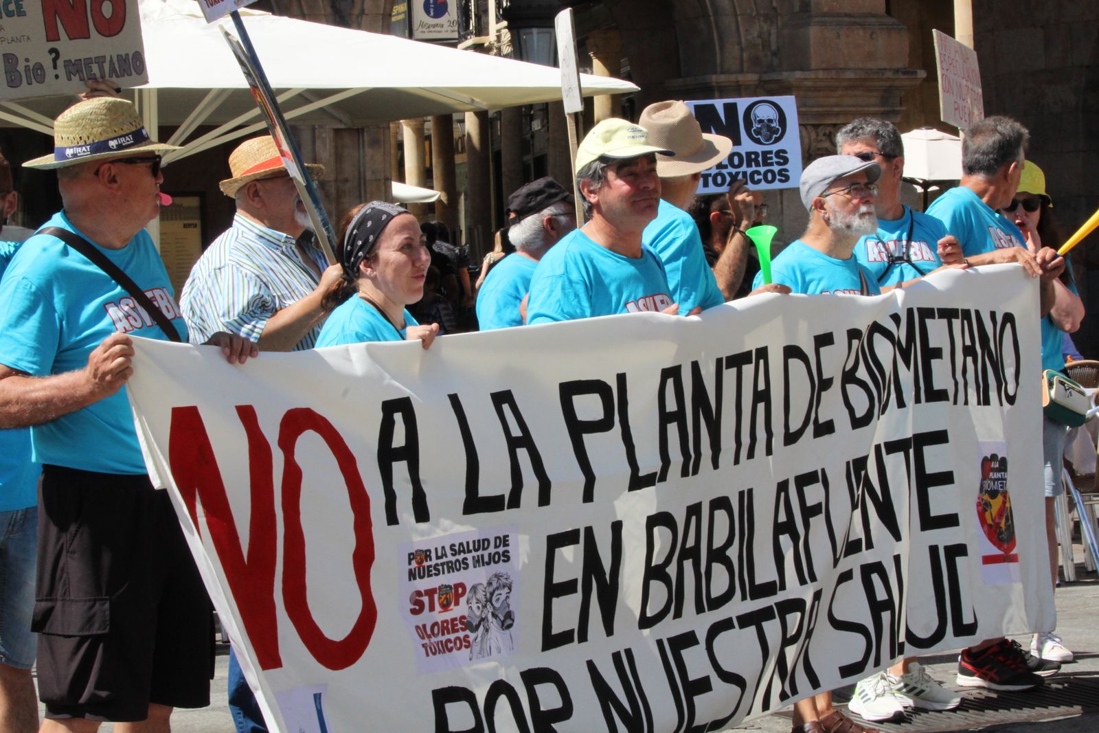 Manifestación Biogás en la Plaza Mayor de Salamanca