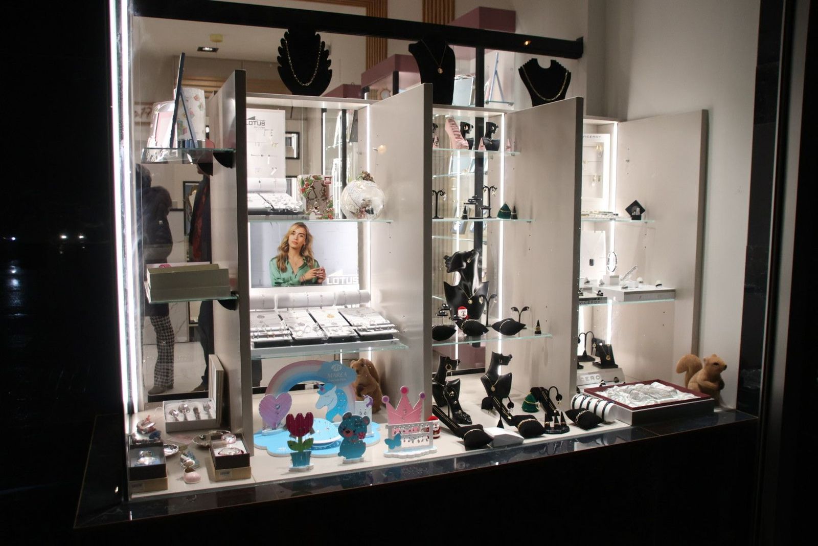 20231130195918-img-4748