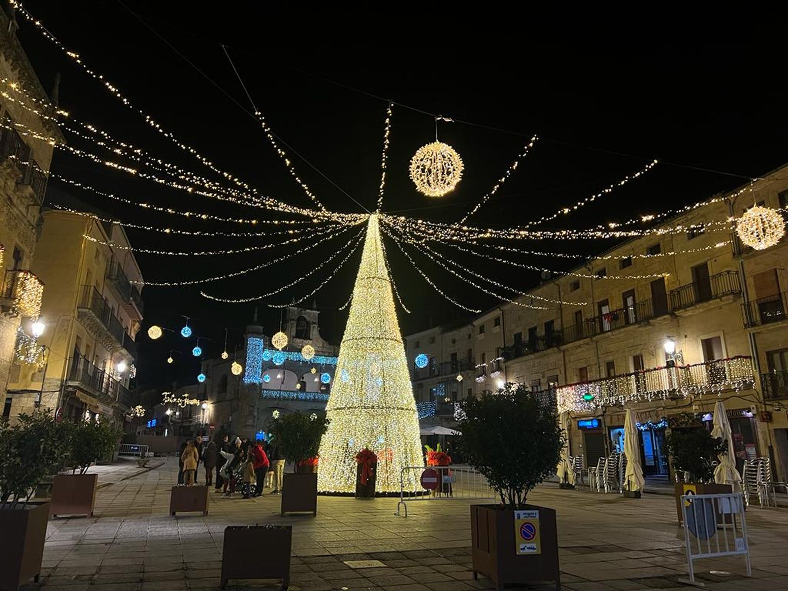 decoracion-navidena-en-ciudad-rodrigo-2023-fotos-s24h-6