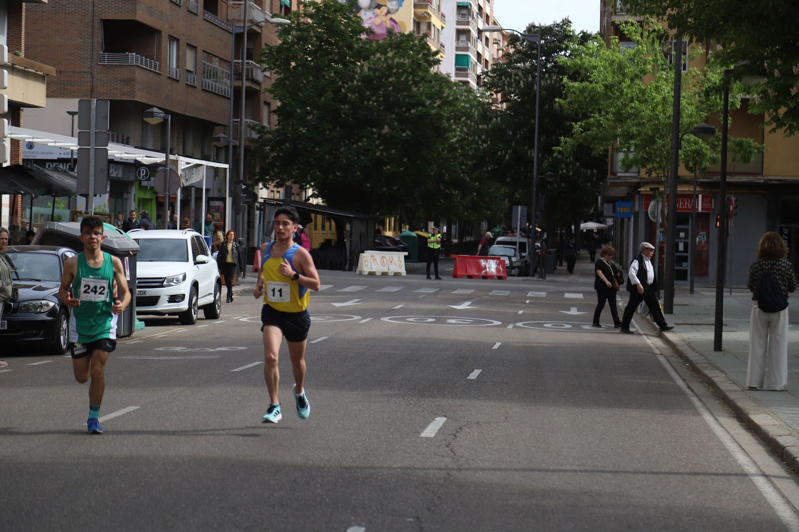Carrera y marcha por el Día de Castilla y León en Zamora