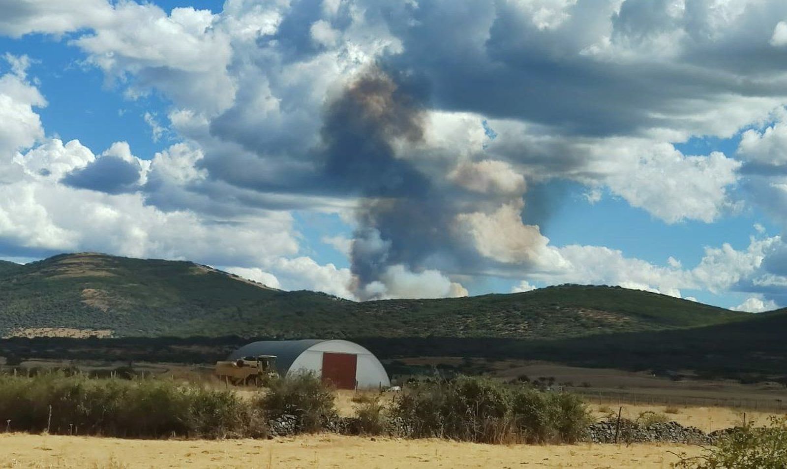 Incendio en Cilleros de la Bastida | Imagen: Incendios Forestales Castilla y León