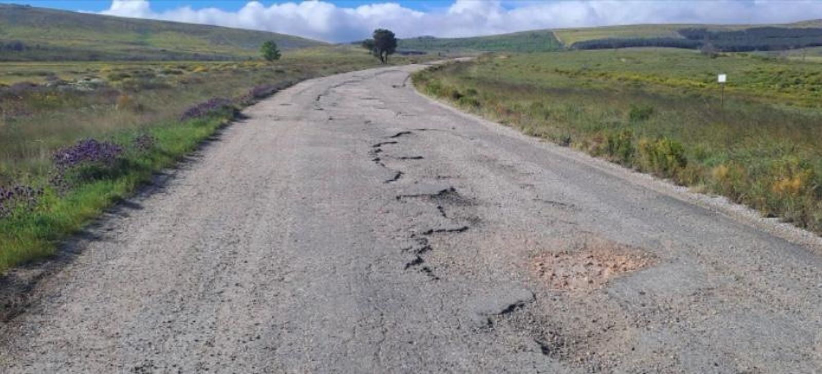 Estado de la carretera entre Otero de Bodas y Ferreras de Arriba