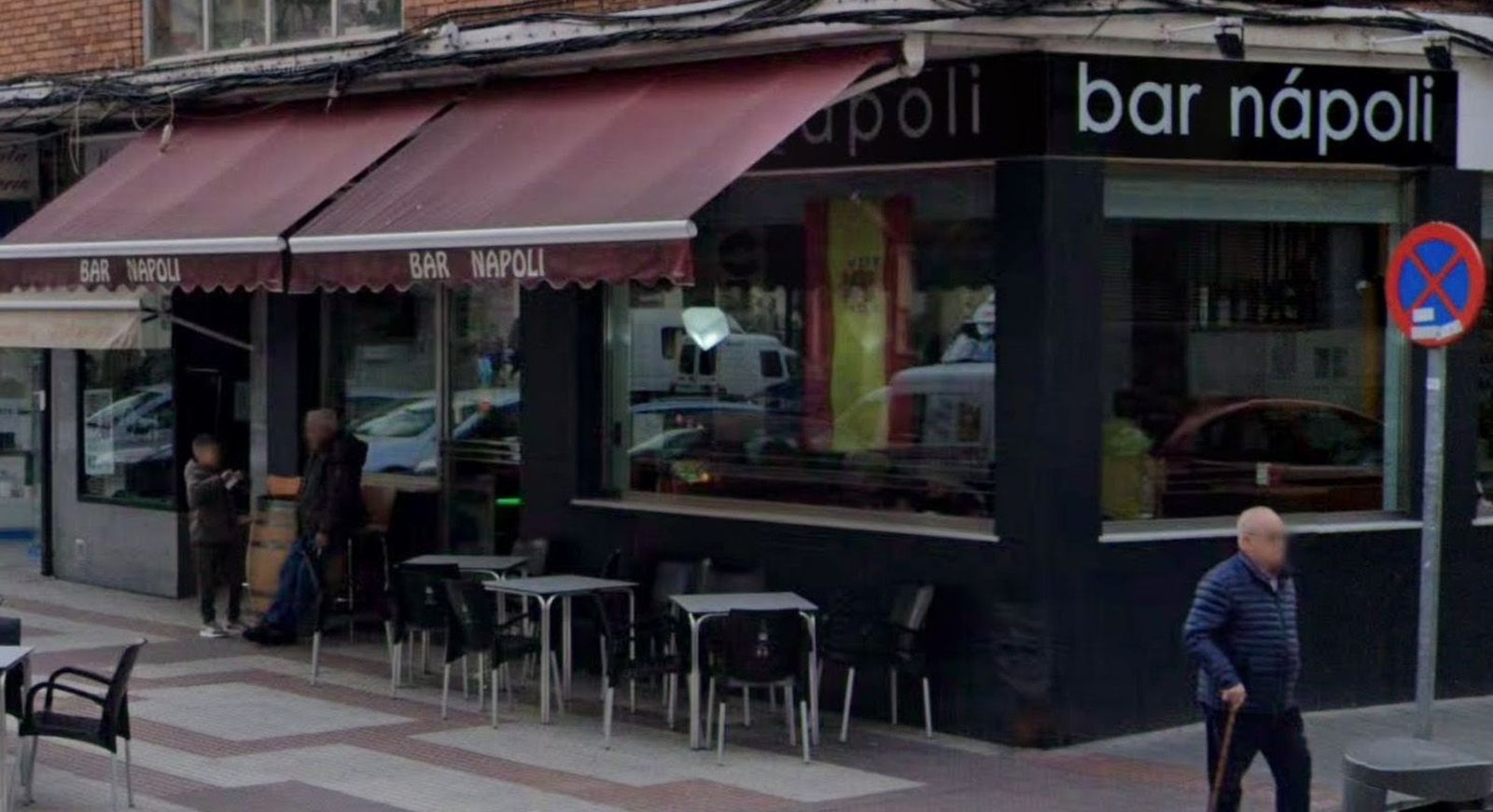 Bar Napoli se ve obligado a cerrar tras más de 60 años por las quejas de una vecina