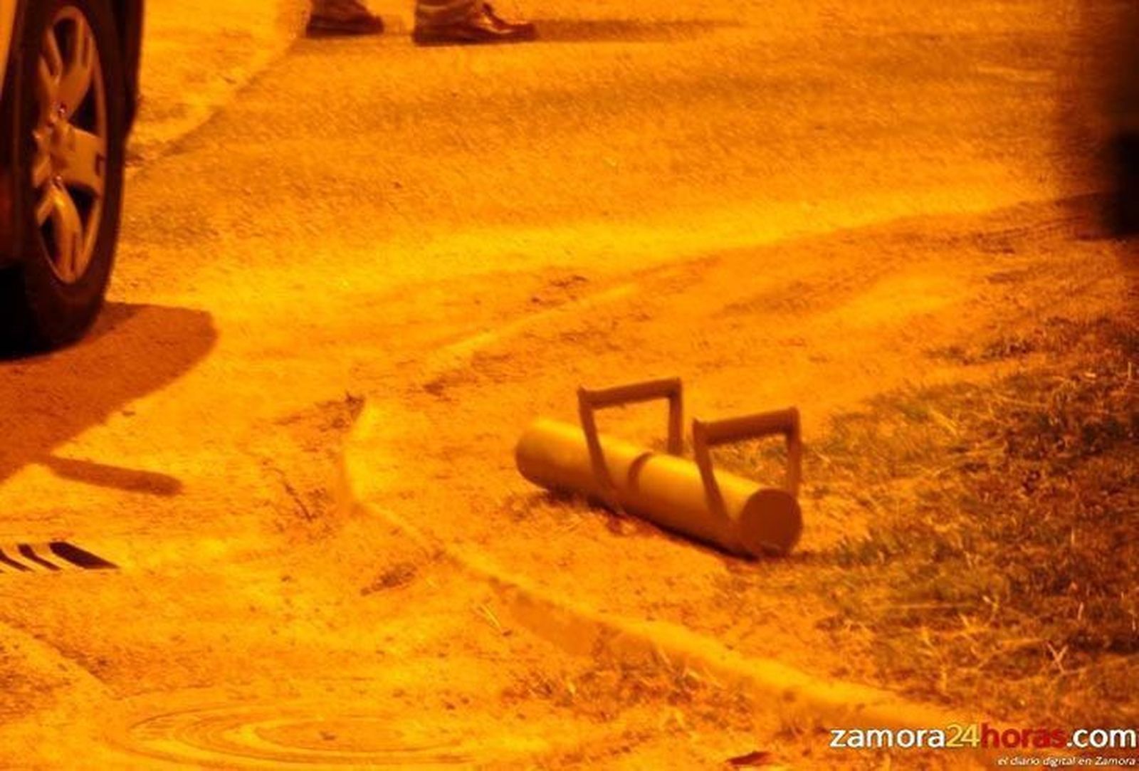 La Guardia Civil utilizó un ariete para derribar la puerta de la vivienda en la que se ocultó el conductor