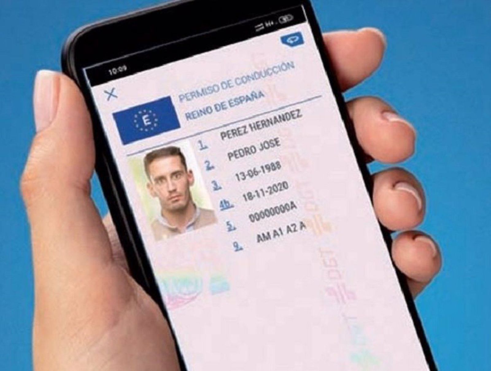 ‘MiDGT’, la nueva app de la DGT que te permite realizar multitud de trámites y consultas en tiempo real ‘MiDGT’, la nueva app de la DGT que te permite realizar multitud de trámites y consultas en tiempo real