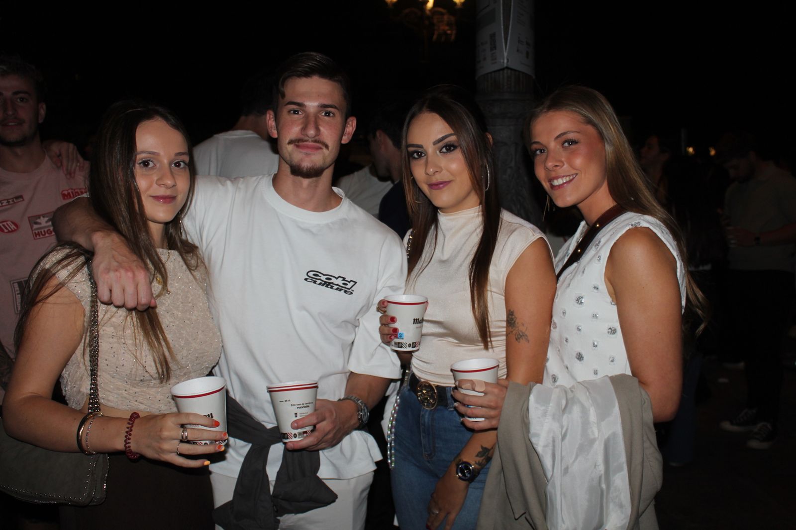 Ambiente en la Feria de Día en la tarde de este jueves