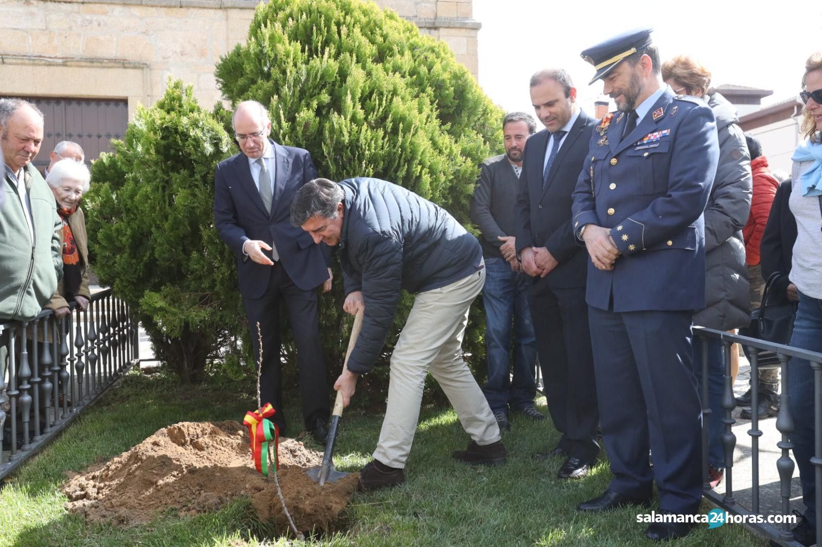 Una foto de archivo de un Día Almendro en La Fregeneda antes de la pandemia
