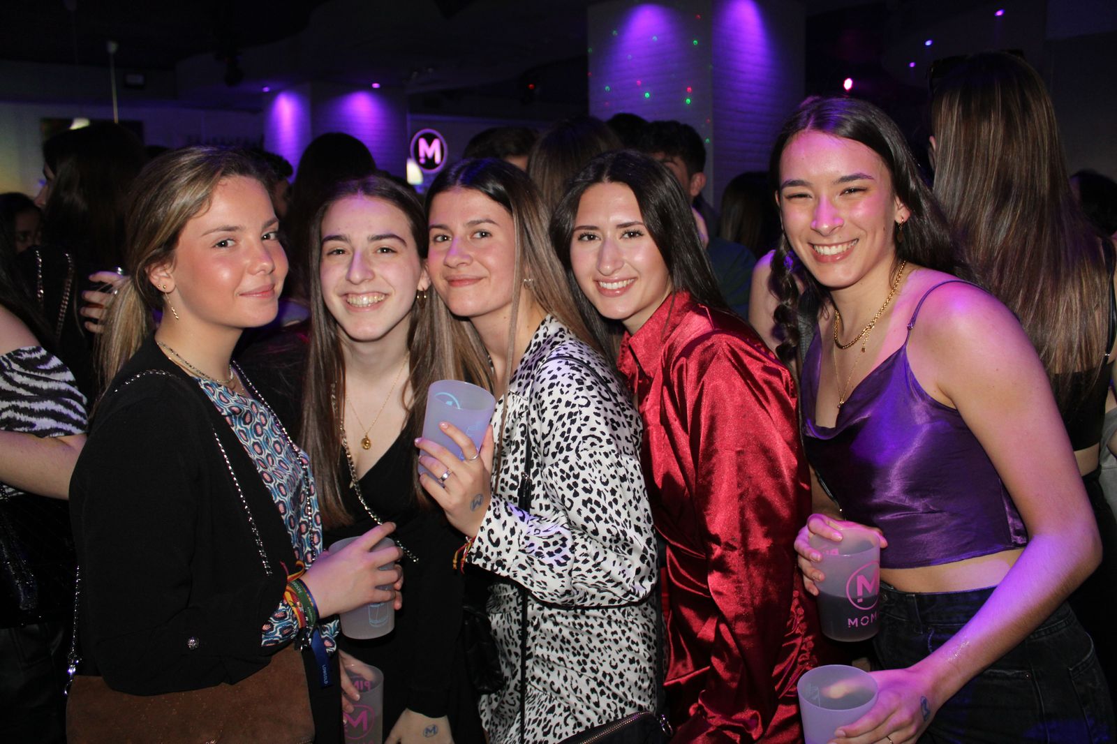 Salamanca de noche sábado 16 de abril de 2022