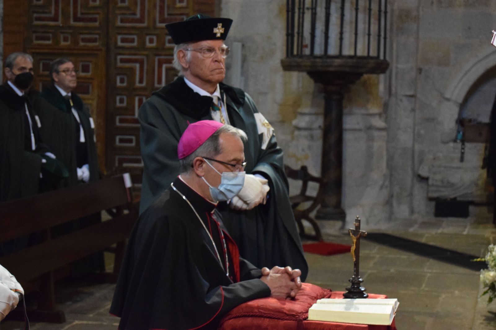 la-real-cofradia-de-caballeros-cubicularios-recibe-a-sus-nuevos-miembros-8