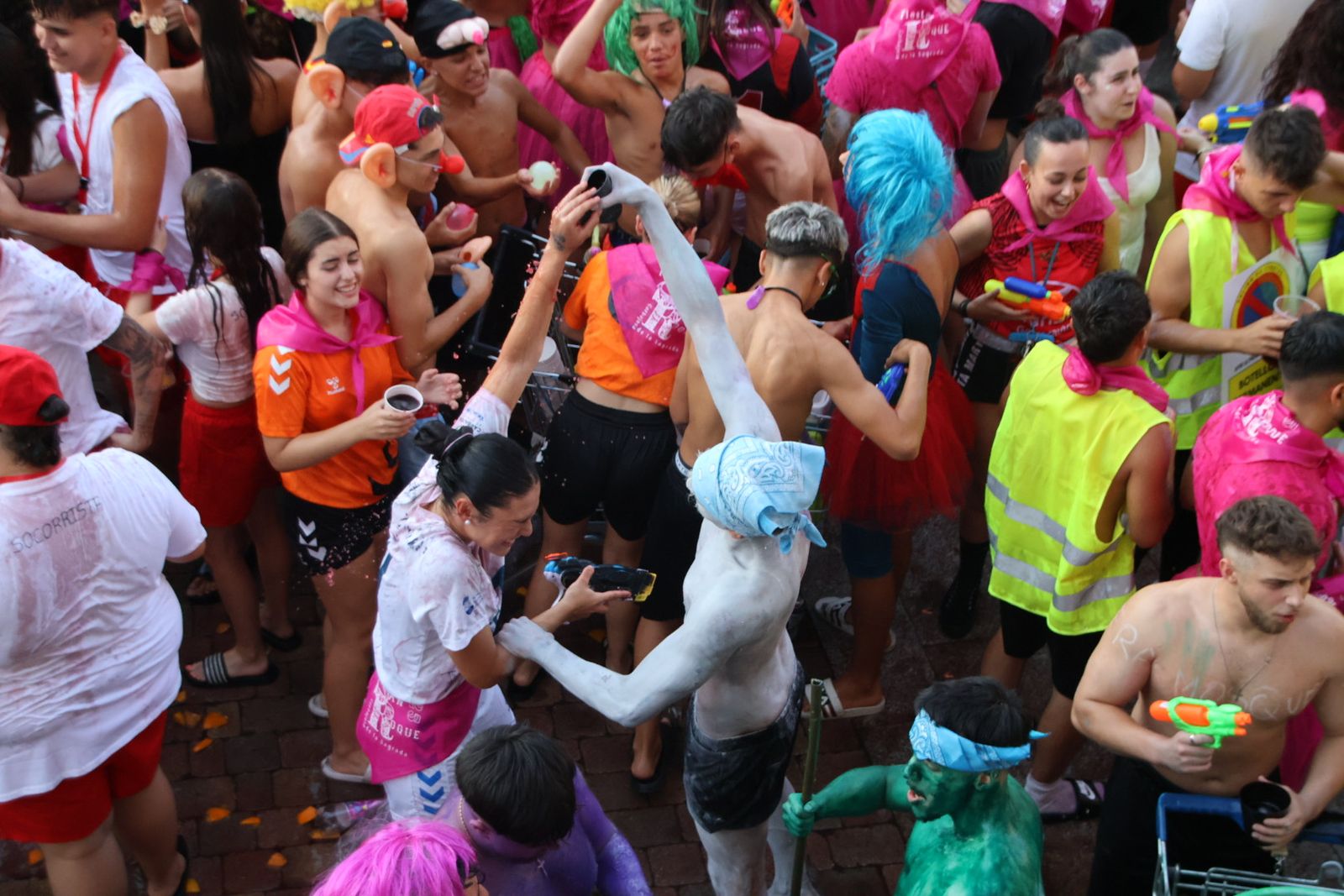 Chupinazo en Carbajosa con batucad