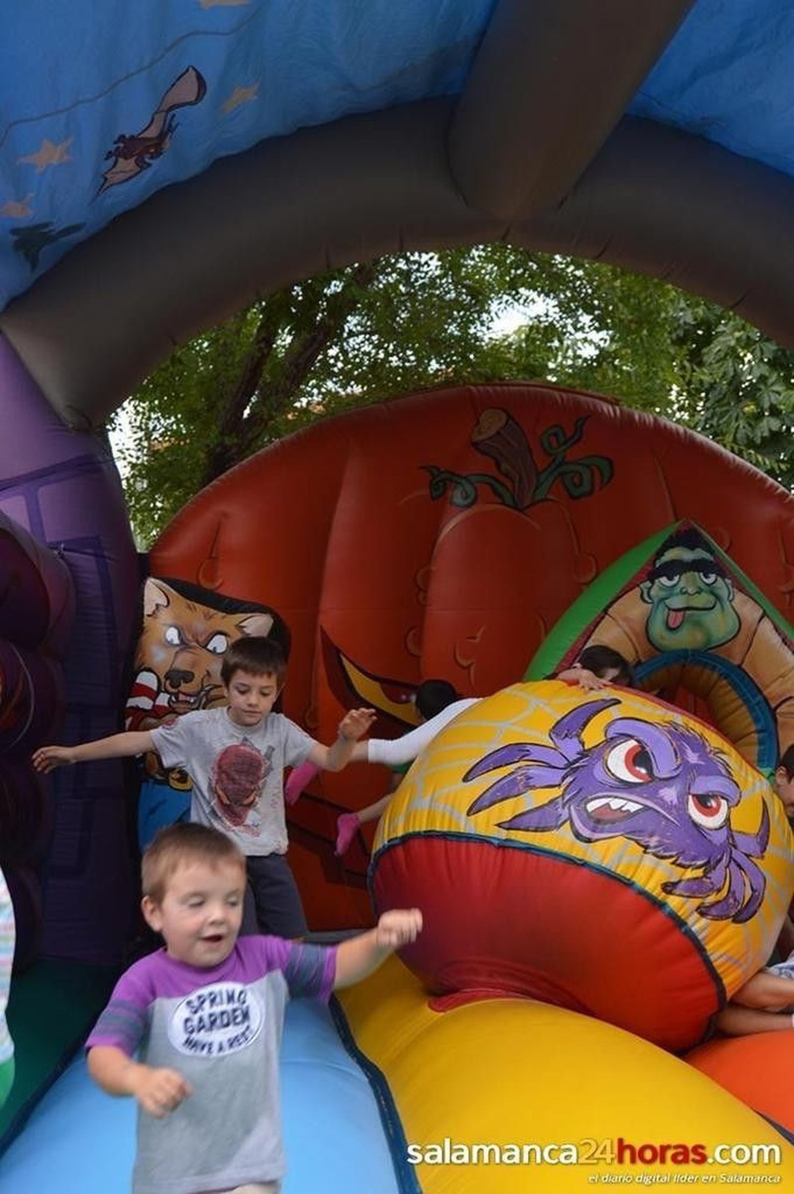 Día del Niño y comida de hermandad en La Alberca
