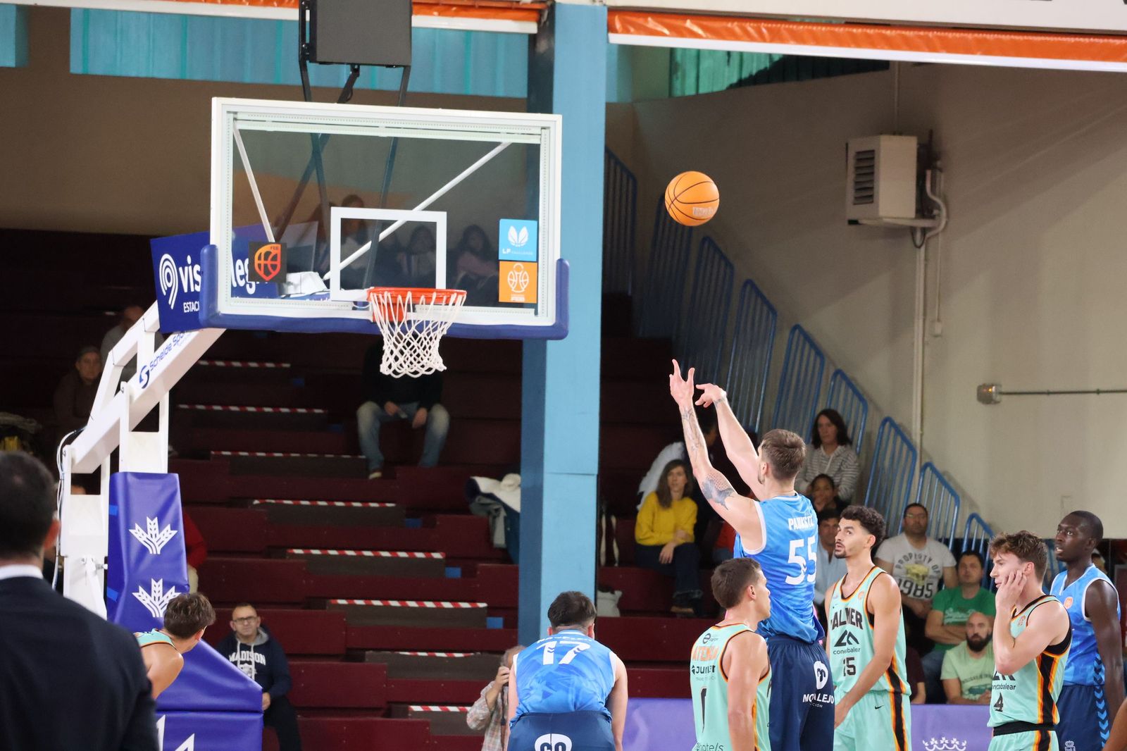 GALERÍA | El CB Zamora recibe en el Ángel Nieto al Basket Mallorca Palma en busca de la victoria