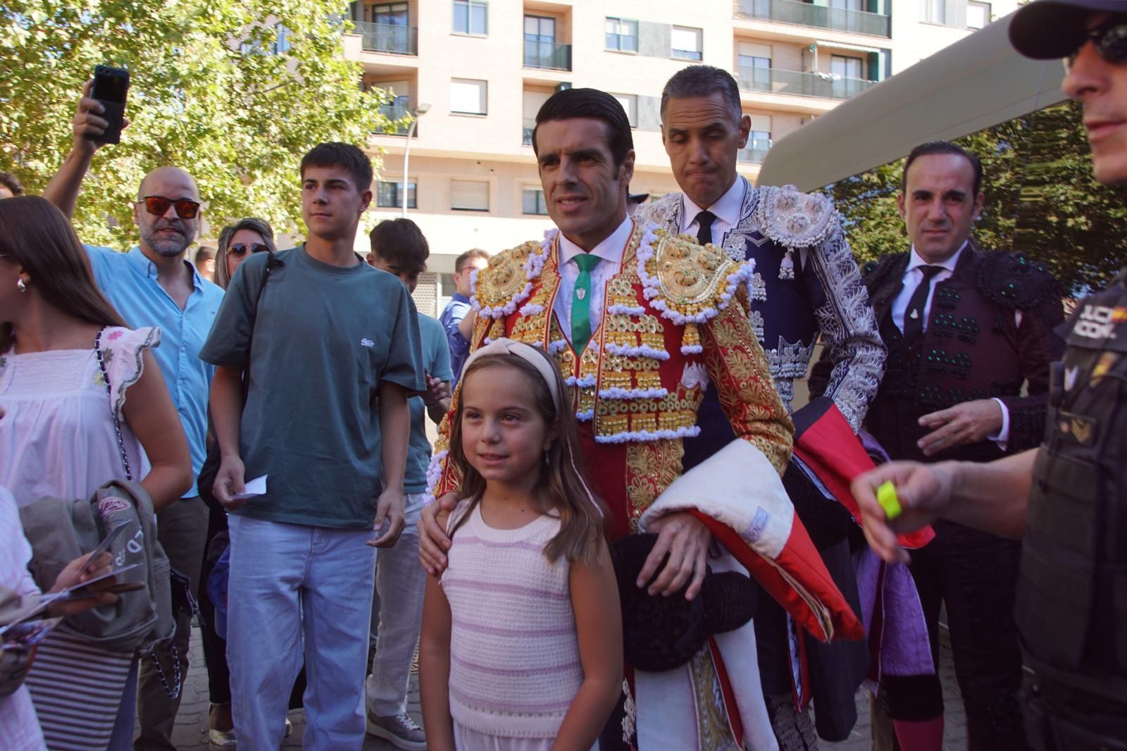 Así ha vivido la afición de La Glorieta el primer cartel de figuras de la feria: imágenes del ambiente en los tendidos y en el patio de cuadrillas