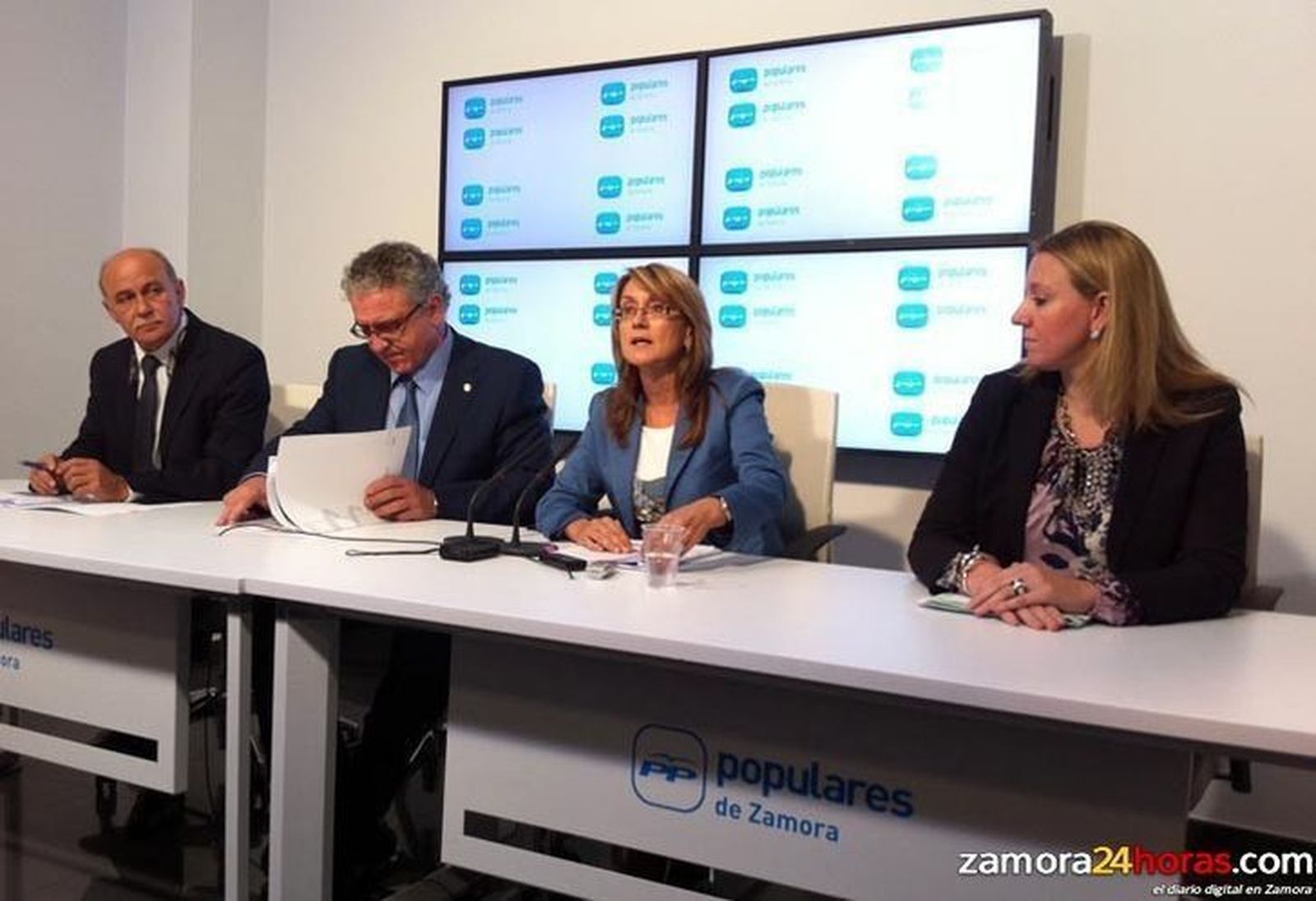 Isabel Blanco habla sobre el Estatuto de Autonomía a alumnos del último ciclo de Primaria