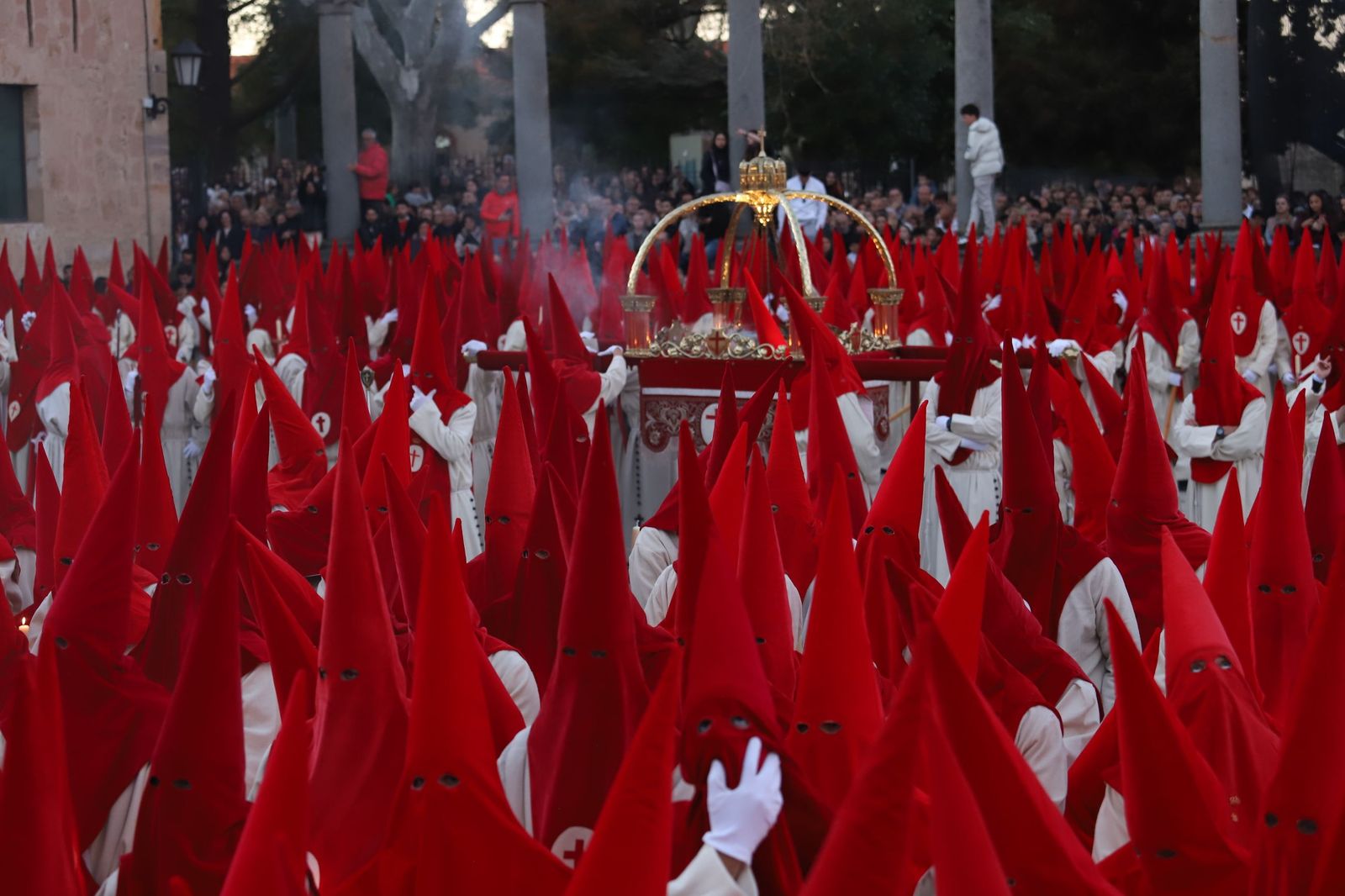 GALERÍA | Revive en imágenes la procesión del Silencio