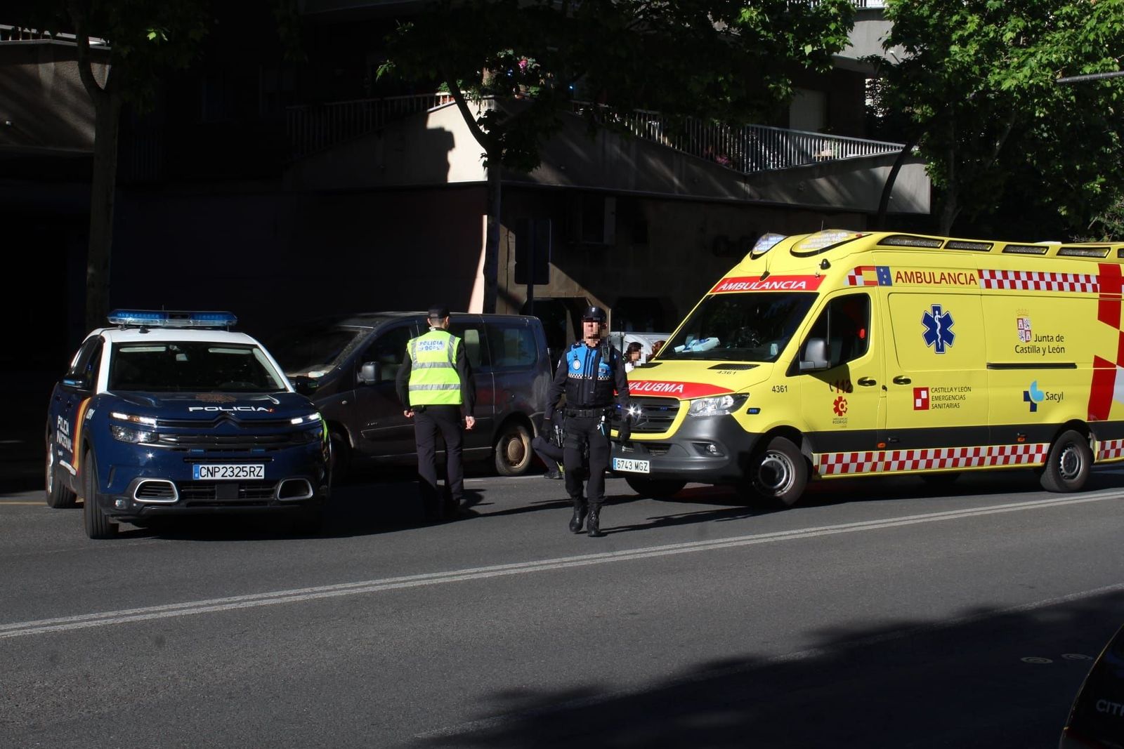 muere-una-mujer-atropellada-en-la-avenida-de-comuneros-3