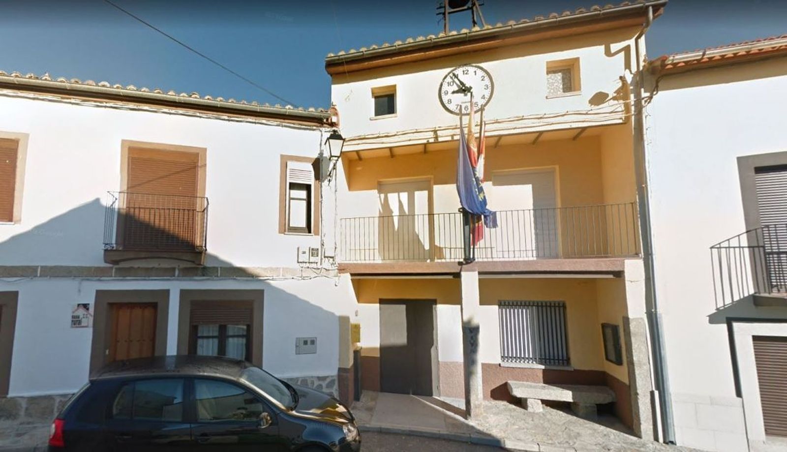 Ayuntamiento de San Bartolomé de Béjar google maps Ayuntamiento de San Bartolomé de Béjar google maps