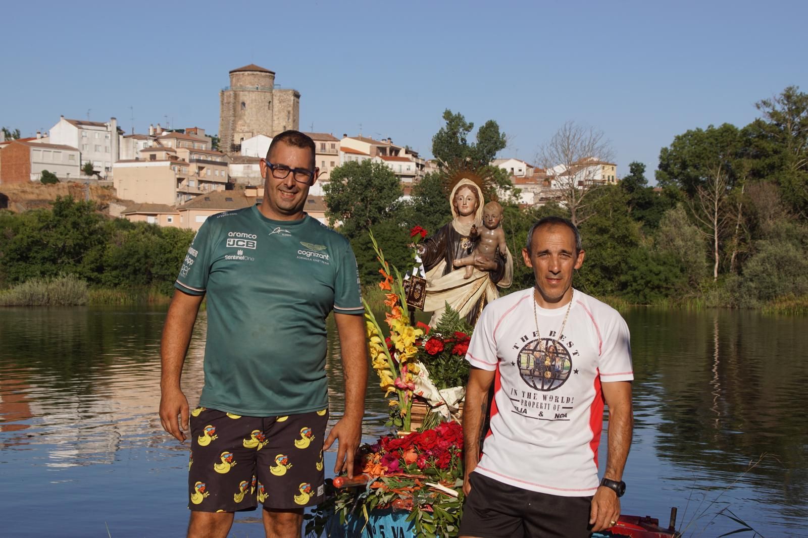 Procesión con la Virgen del Carmen por el río Tormes en Alba (15).jpeg