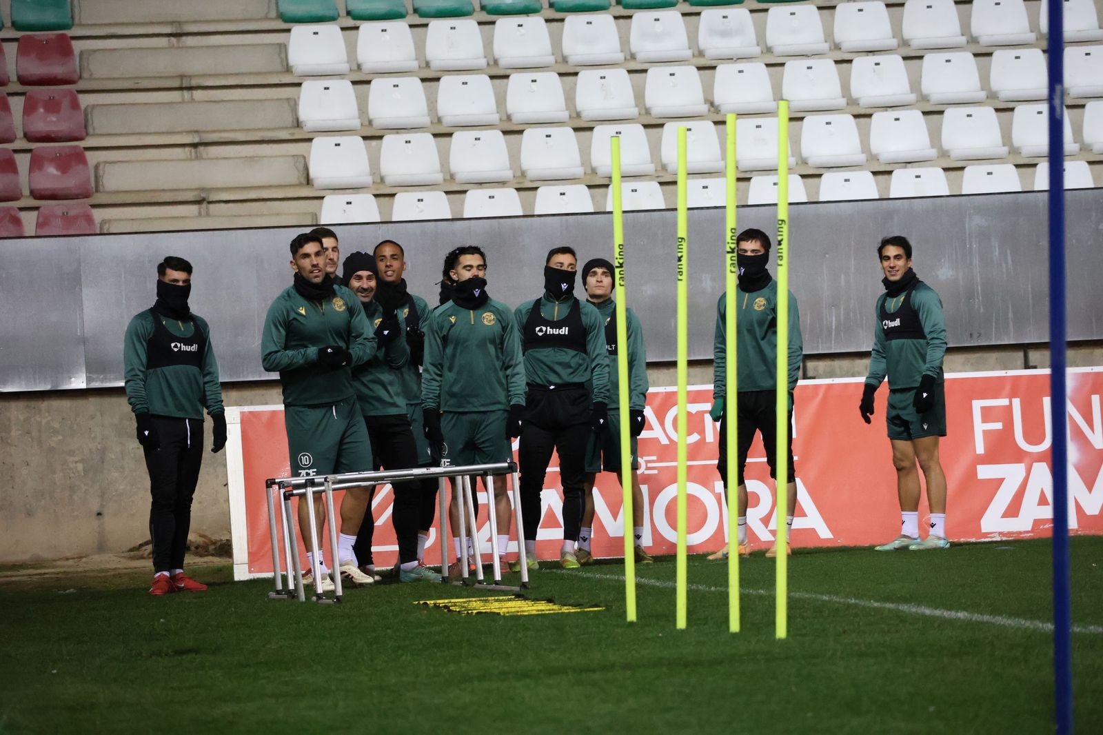 Entrenamiento del Zamora CF a puertas abiertas