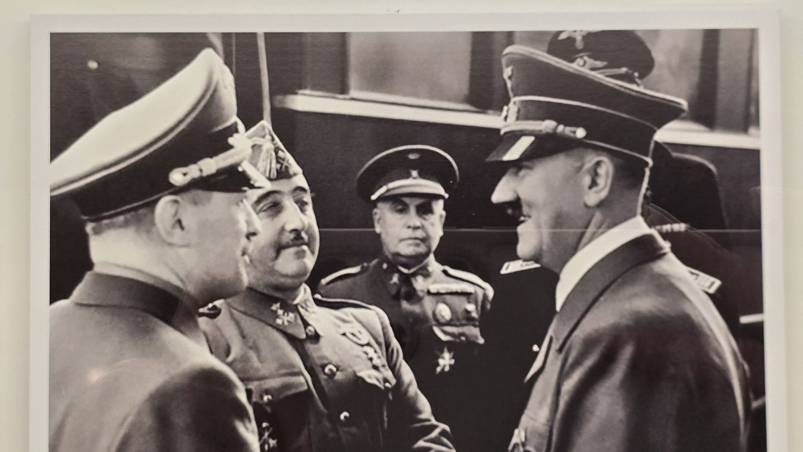 Inauguración de la exposición ‘Intérpretes de lenguas en torno a 1945. Ecos de la historia’