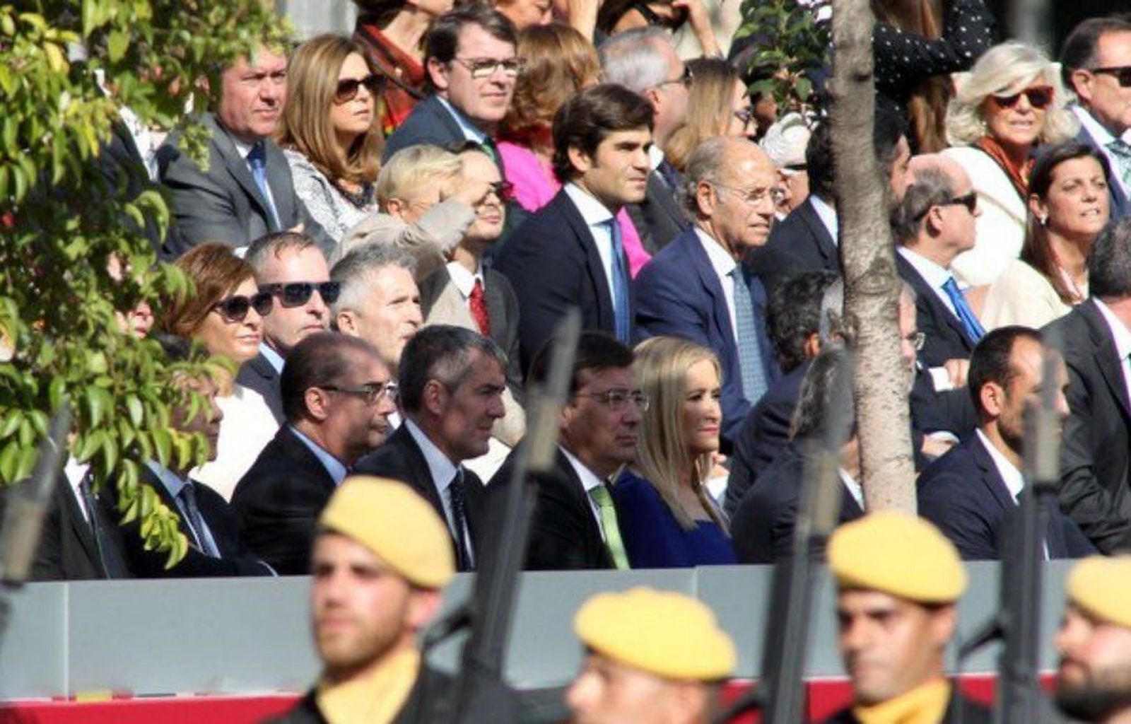 Mañueco asiste al Desfile Militar en Madrid para transmitir el apoyo de Salamanca al Rey