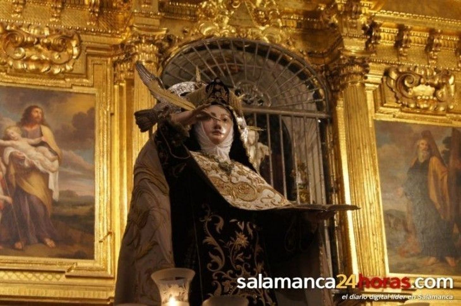 Nueve campanadas para recordar la muerte de la Santa