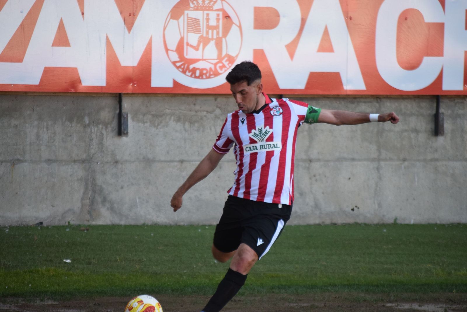 Zamora CF - Pontevedra CF (76).JPG