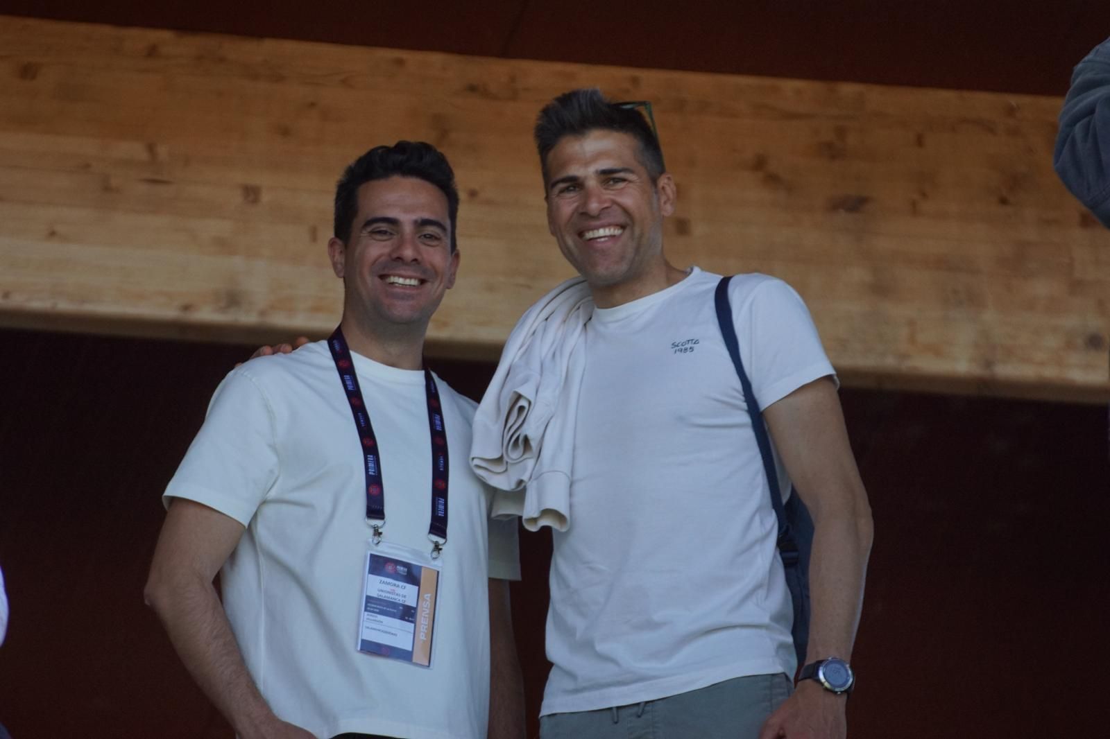 Gran ambiente en la grada para ver el partido entre Zamora - Unionistas en el Estadio Ruta de la Plata
