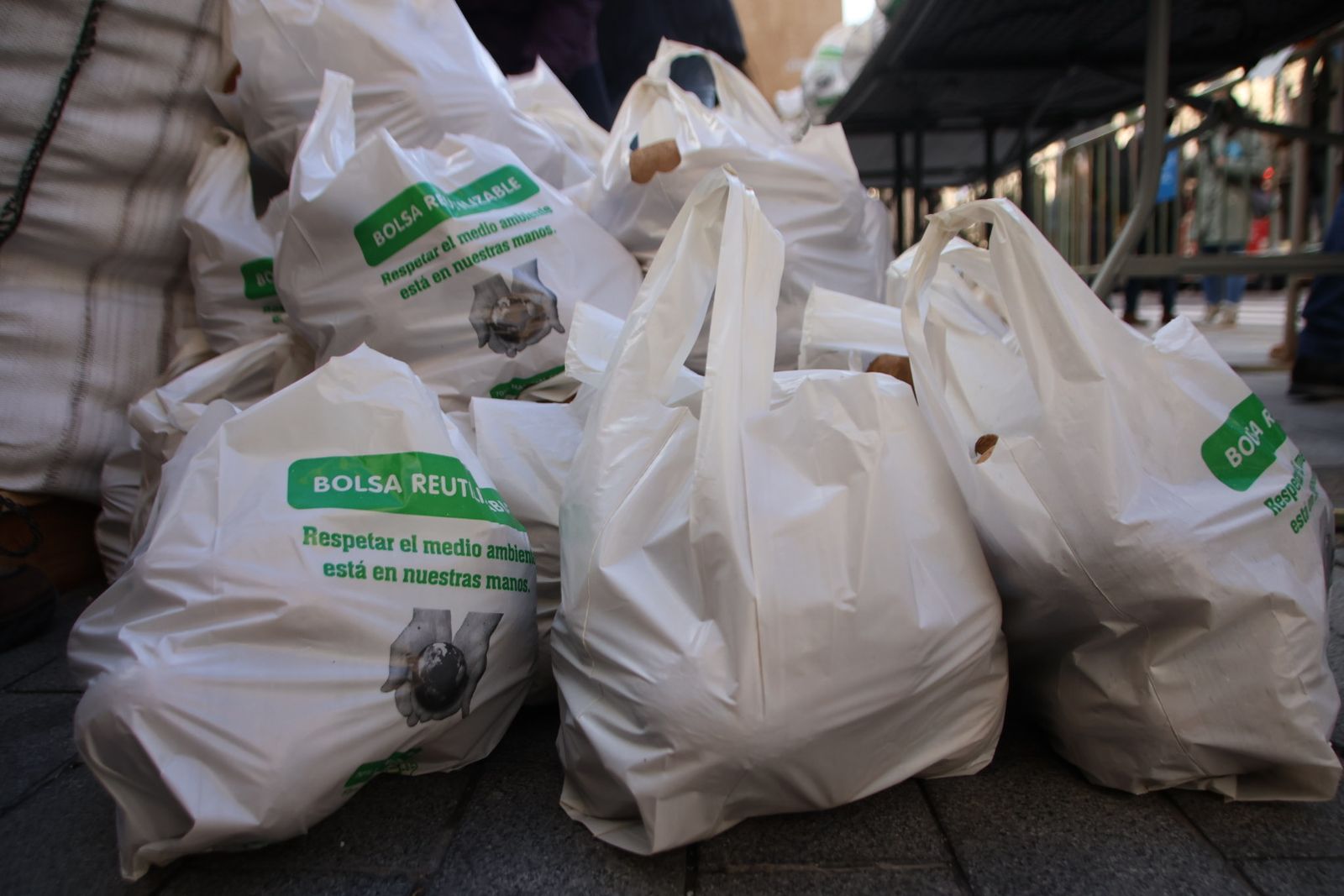 Reparto de 4.000 kg de patatas