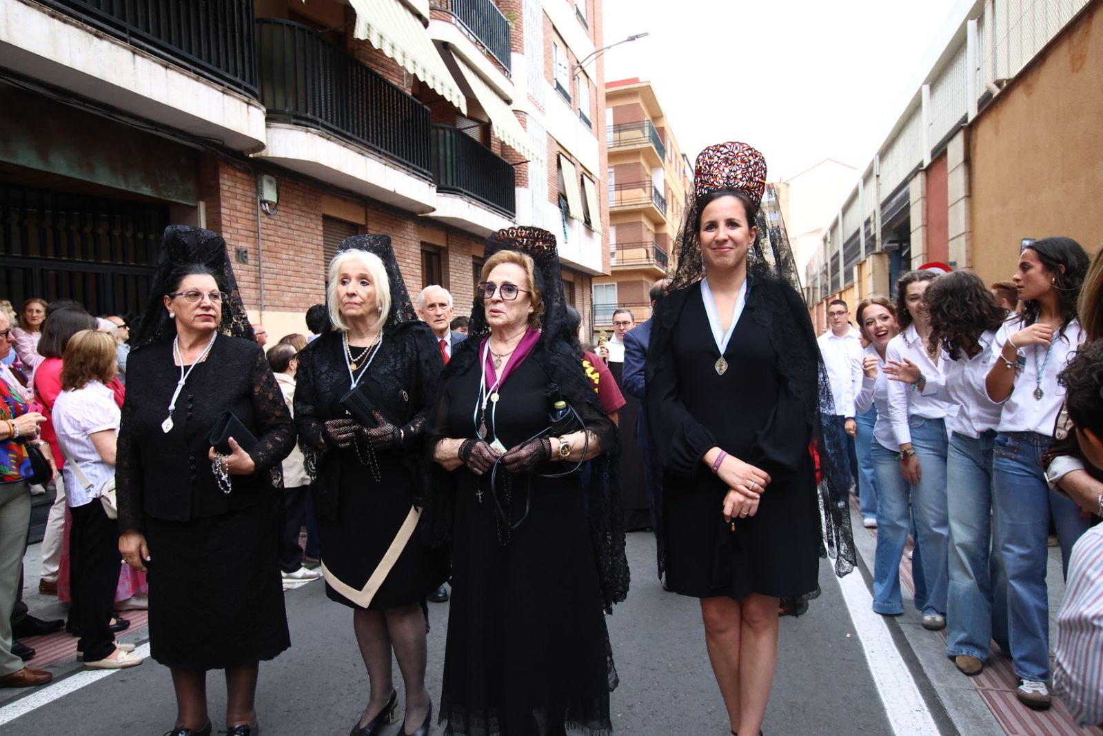 Procesión con motivo de la festividad de María Auxiliadora