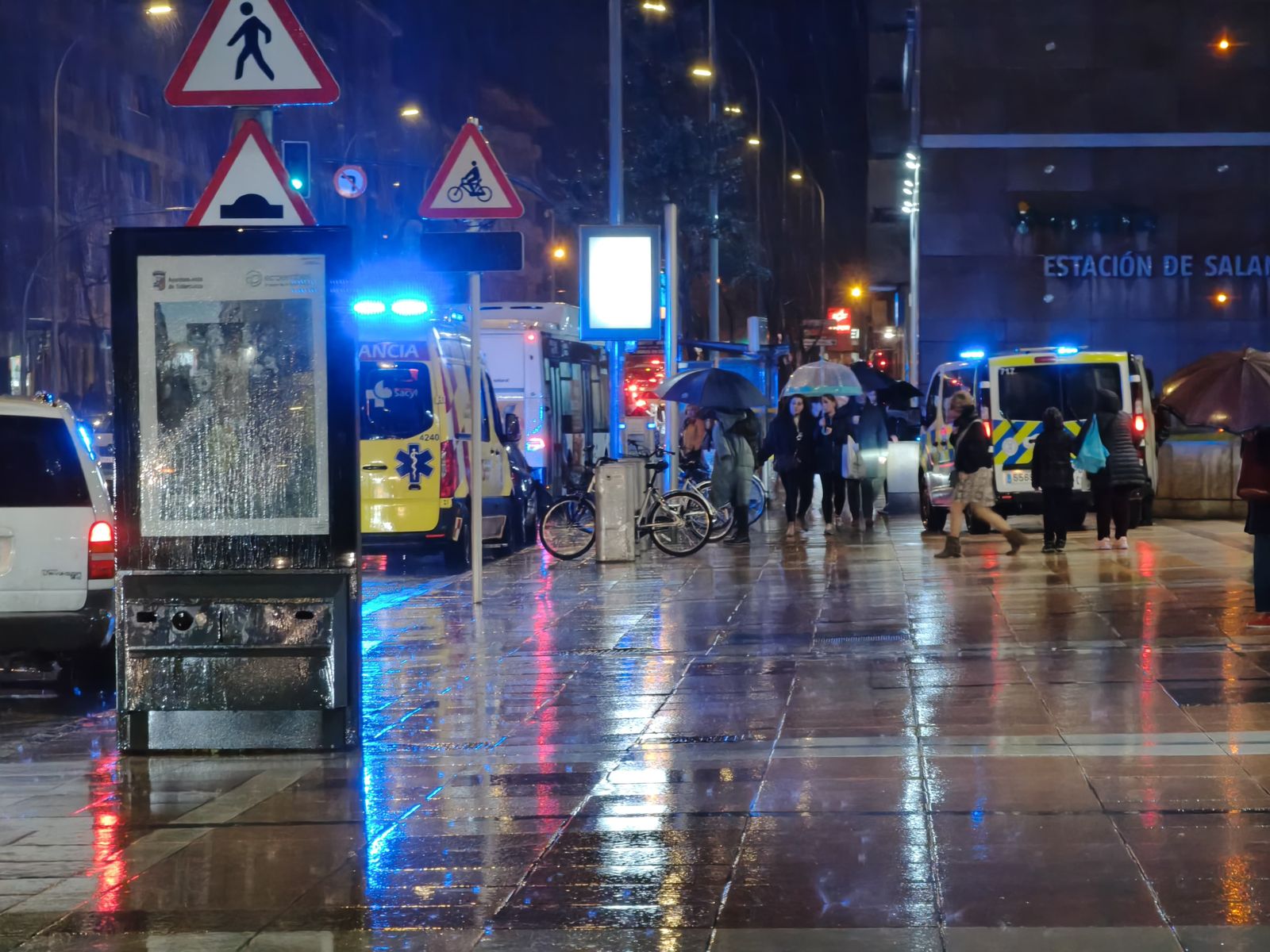 Colisión entre patinete y turismo deja una herida en el Paseo de la Estación