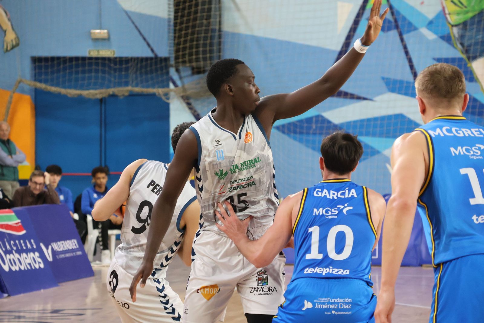 GALERÍA | Revive el esperado encuentro entre el CB Zamora y el Movistar Estudiantes