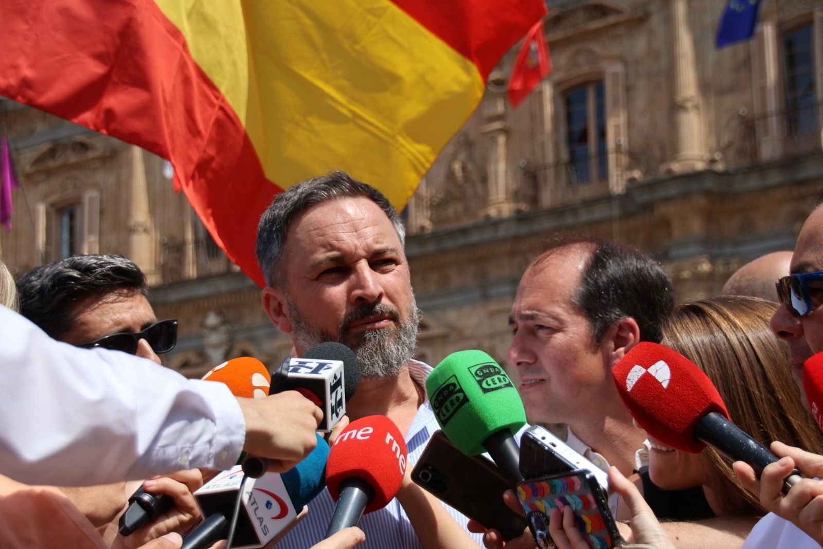Santiago Abascal visita Salamanca para apoyar a los candidatos al Congreso y Senado Santiago Abascal visita Salamanca para apoyar a los candidatos al Congreso y Senado