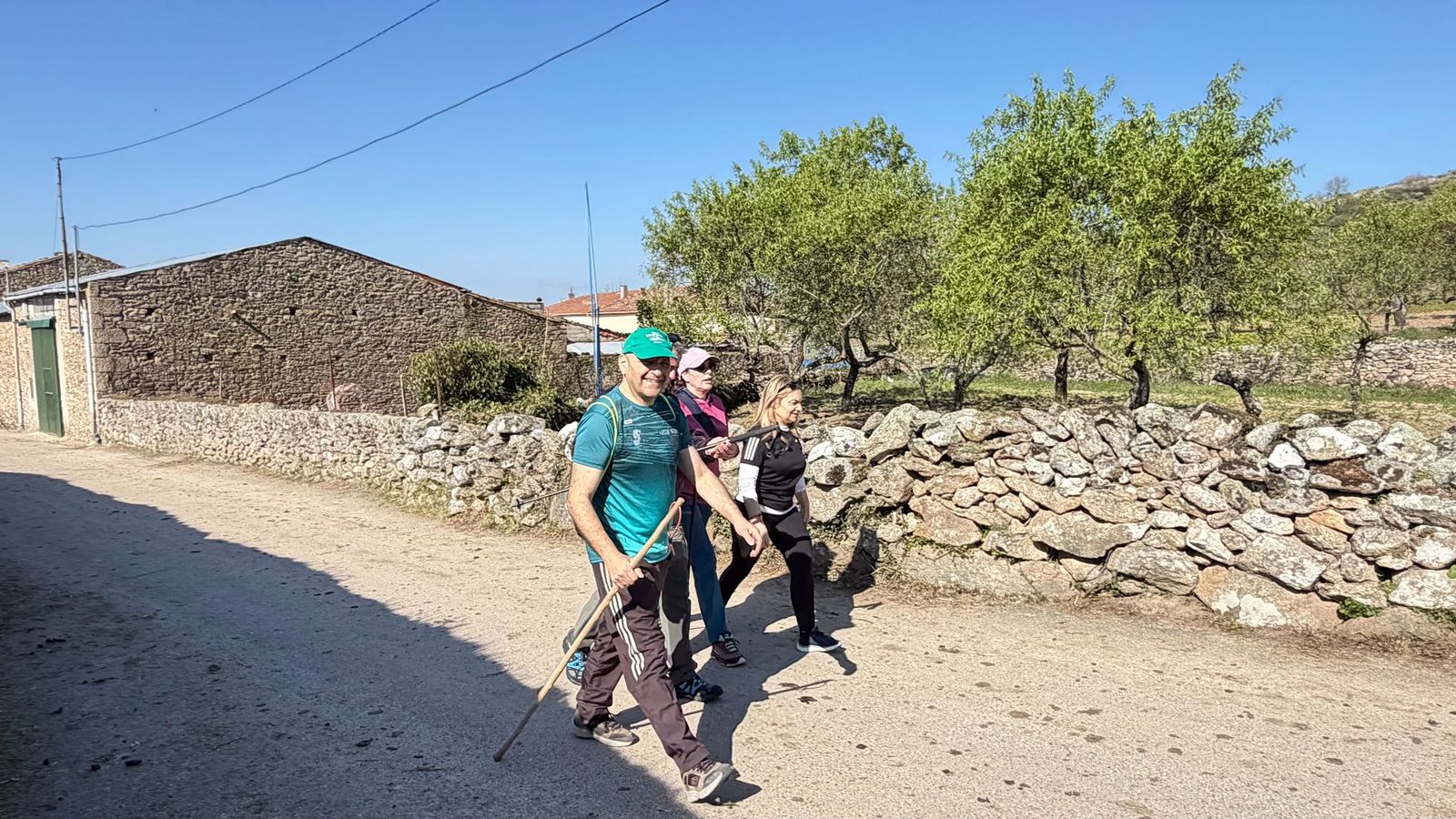 Marcha senderiesta mieza