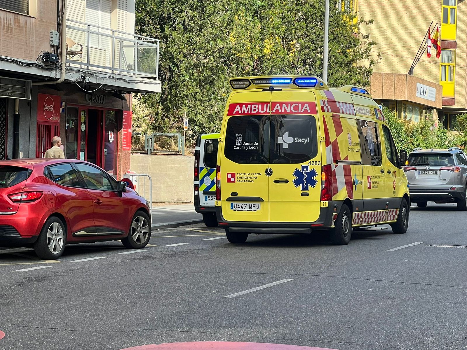 Colisión entre tres turismos en Filiberto Villalobos