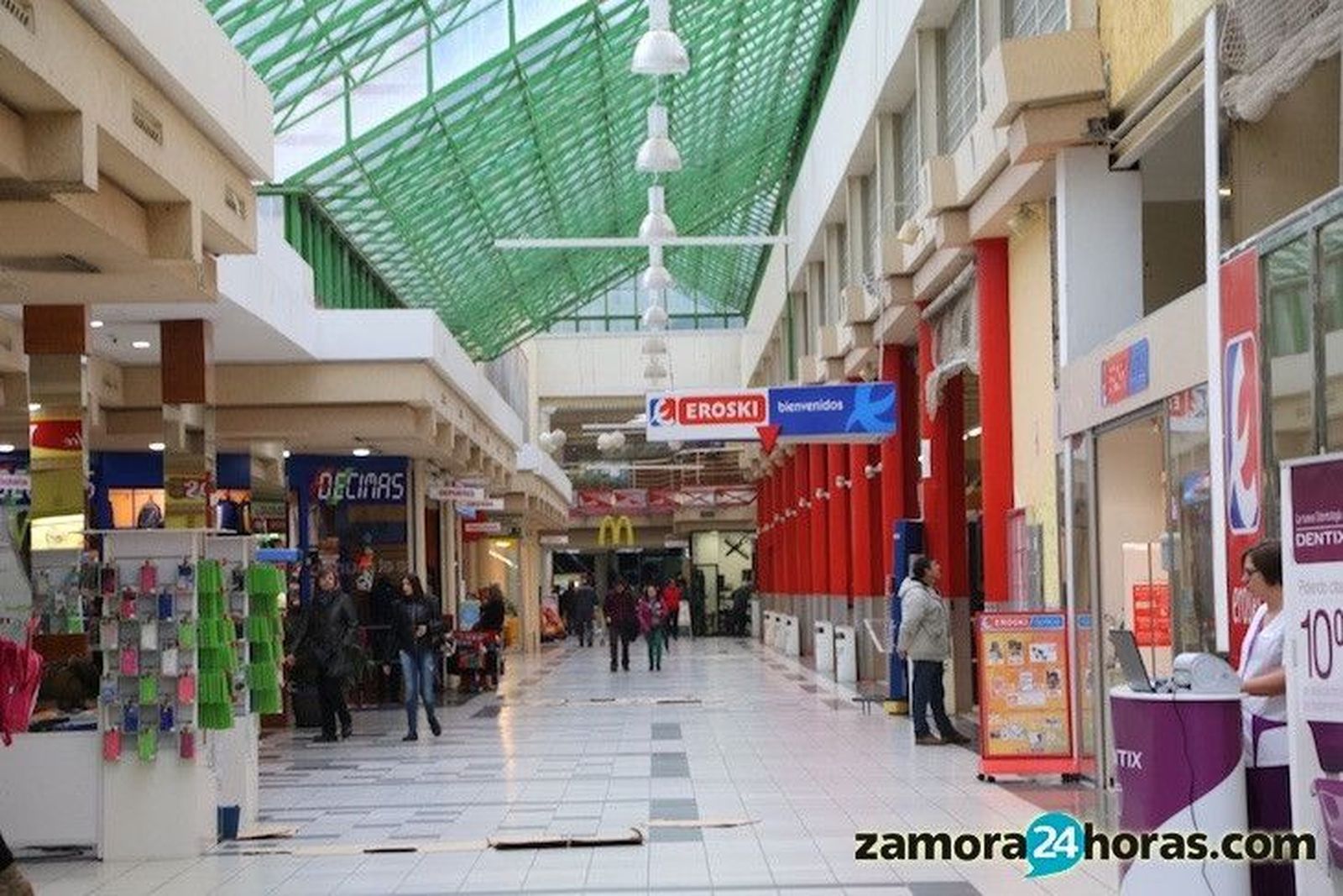 Comunican a los trabajadores de Eroski que Carrefour aterrizará en Zamora el 28 de noviembre