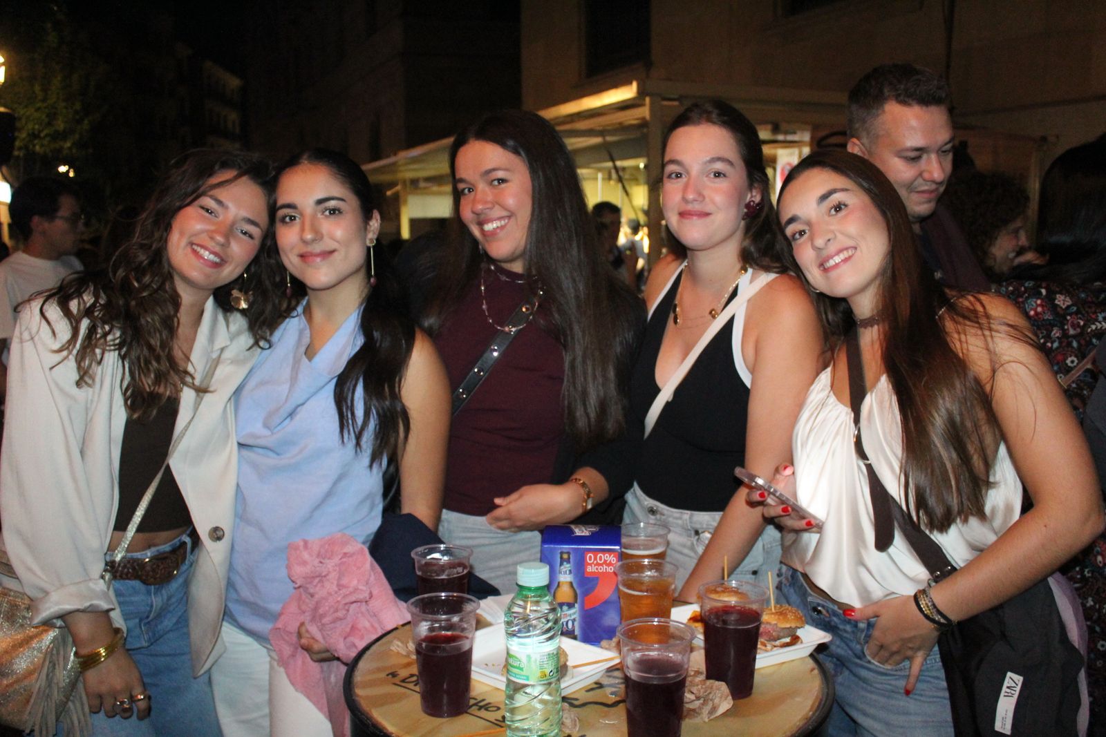 Ambiente en la Feria de Día en la tarde de este jueves
