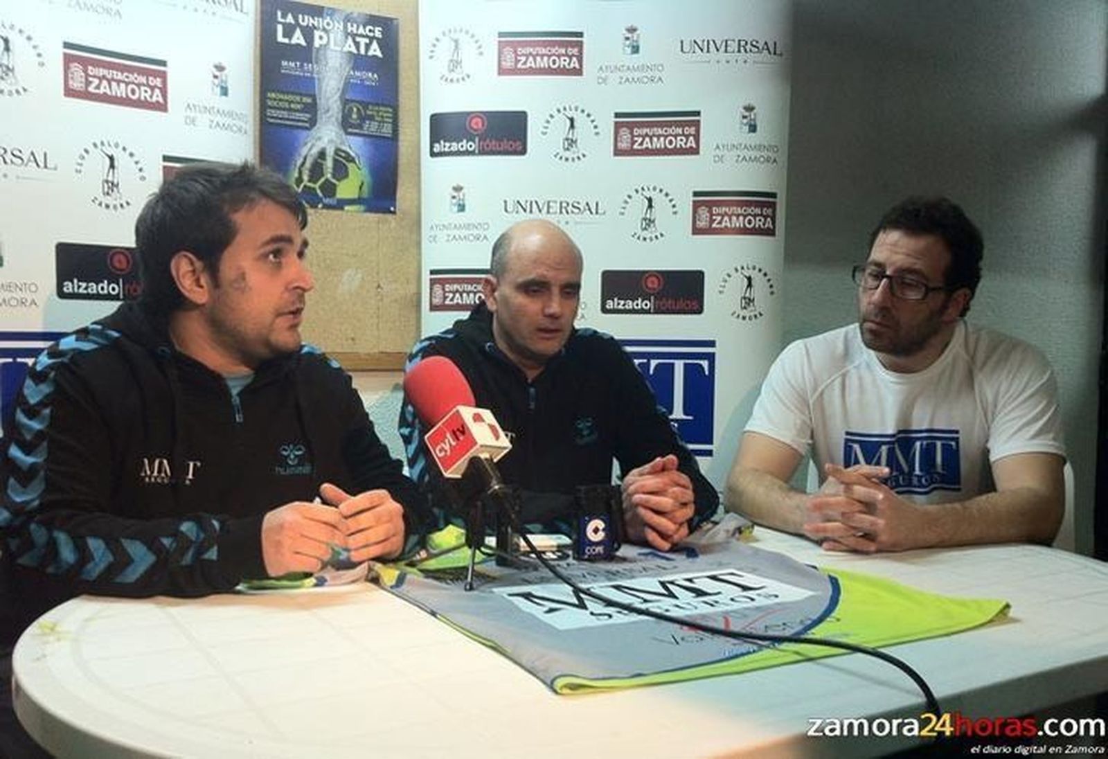 El MMT Seguros vestirá de plata este sábado en la fiesta del balonmano