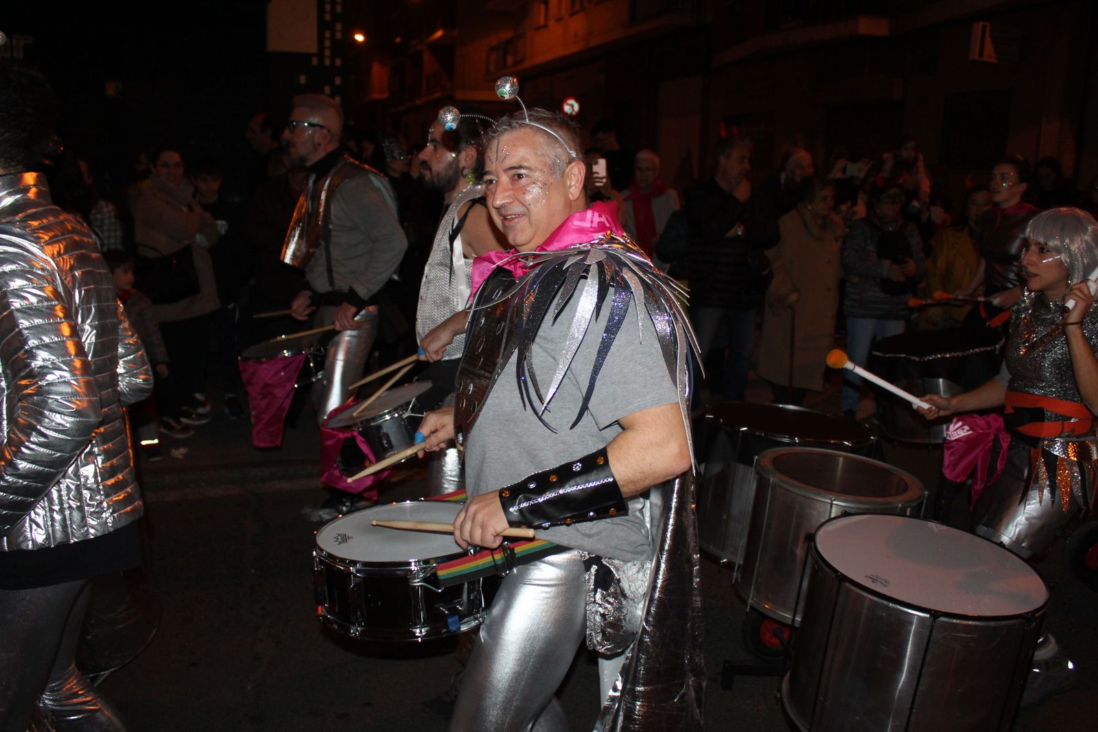 desfile-de-disfraces-de-carnaval-del-barrio-del-oeste-30