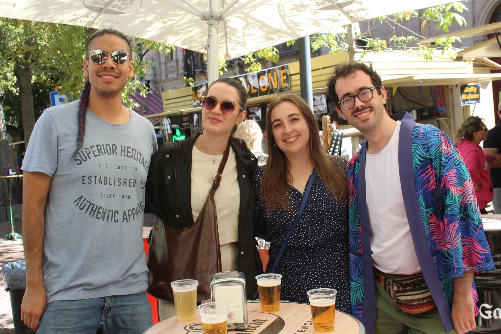 Ambiente en la Feria de Día en el mediodía de este martes