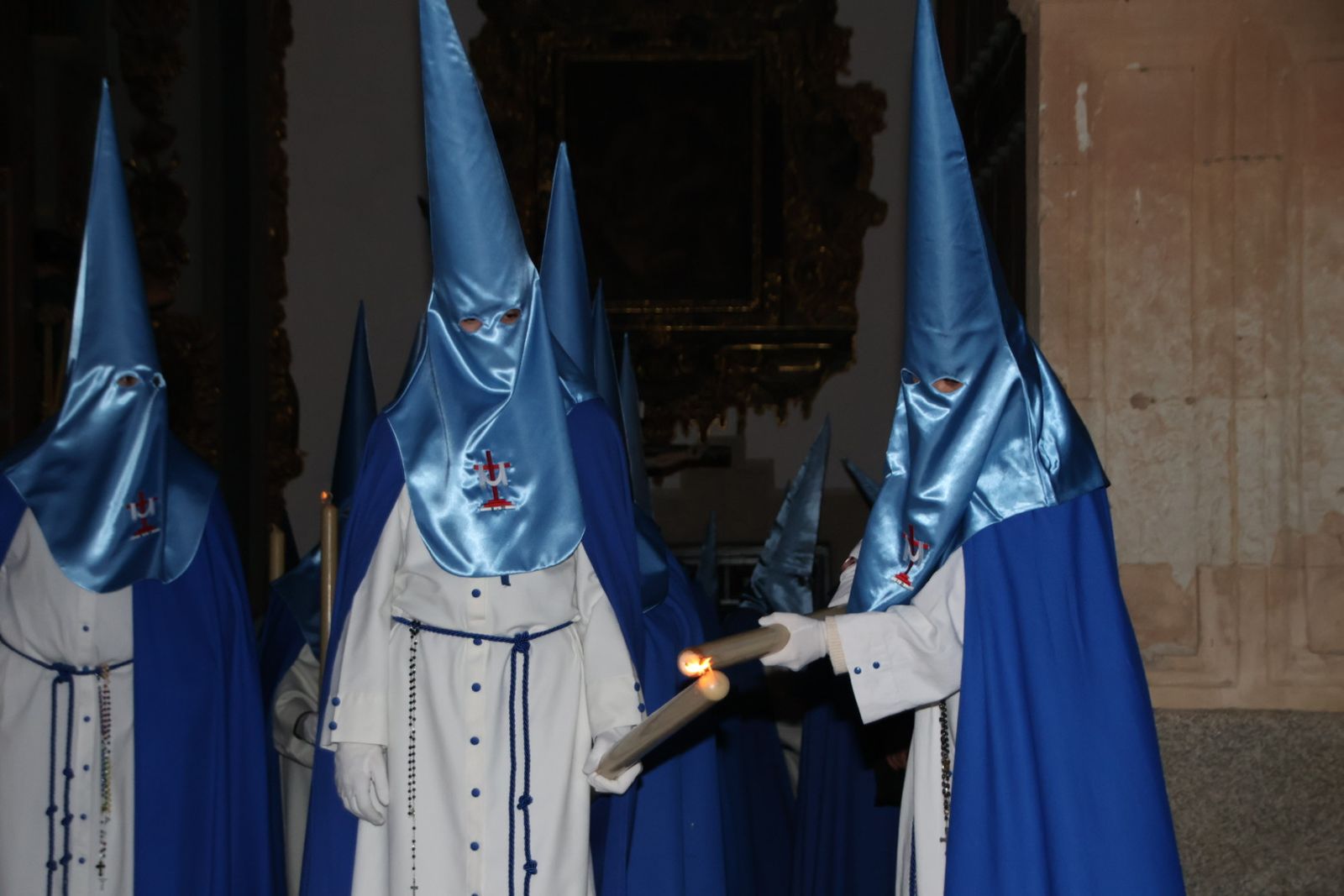 El Cristo de los Doctrinos y la Virgen de la Amargura saludan a sus fieles en Salamanca