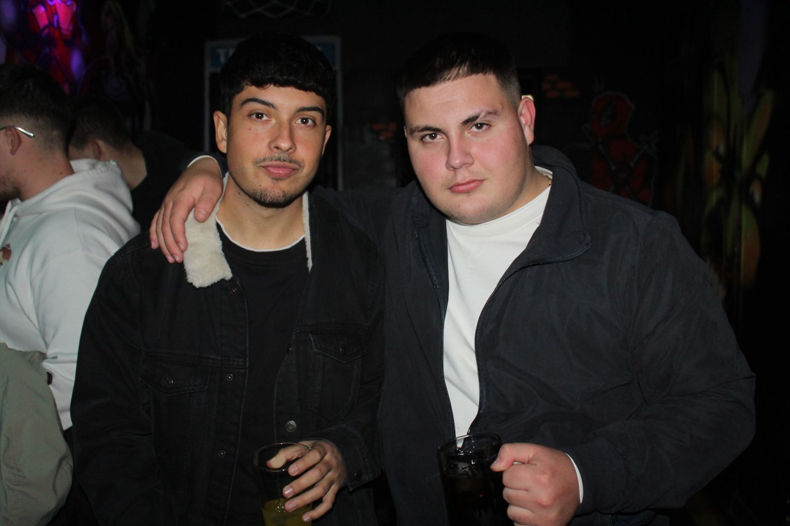 El Fin de Año Universitario continua por los bares de la capital del Tormes tras las doce campanadas