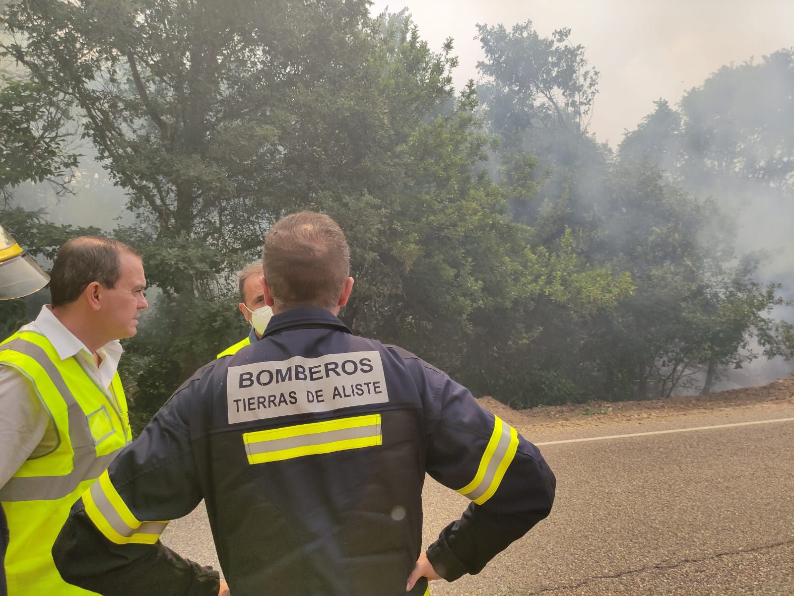 trabajos-contra-el-fuego-de-la-carretera-de-mahide-9