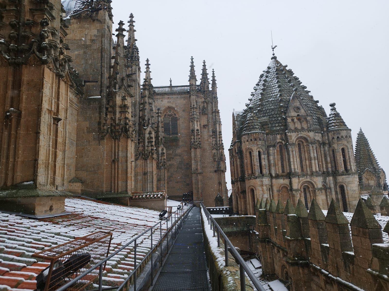 nieve-en-la-zona-de-la-catedral-jueves-23-de-febrero-3