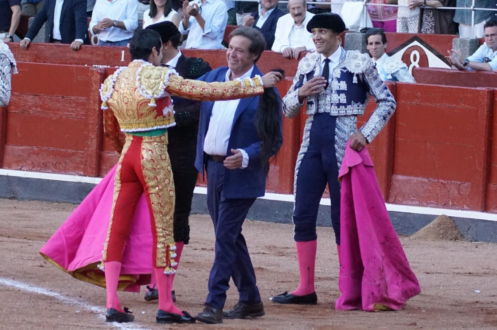 Emilio de Justo, Juan Ortega y Roca Rey inauguran el cartel de figuras en la feria de Salamanca: la corrida de Garcigrande en imágenes