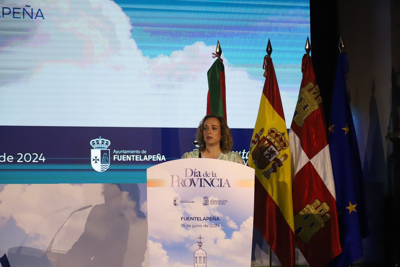 Esther Sánchez, alcaldesa de Fuentelapeña.